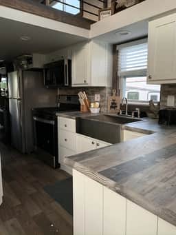 Unique Farm stay *Tiny House *Entire space *Pool - Image 4